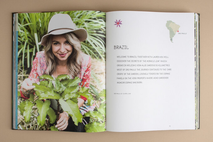 Hardcover Buch mit rundem Rücken und Heißfolienprägung