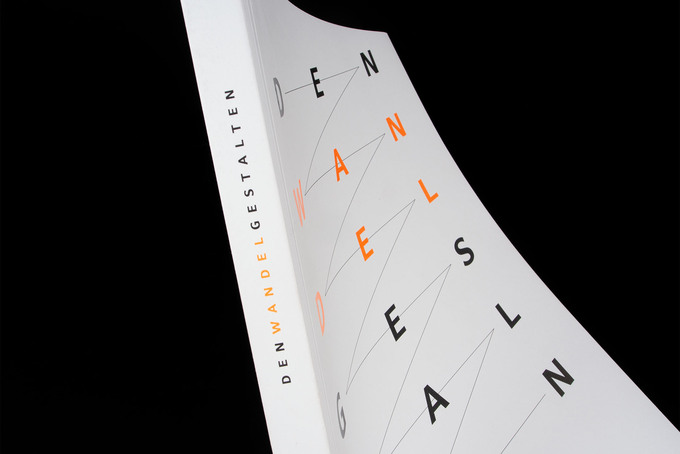 Freirückenbroschüre geschlossen