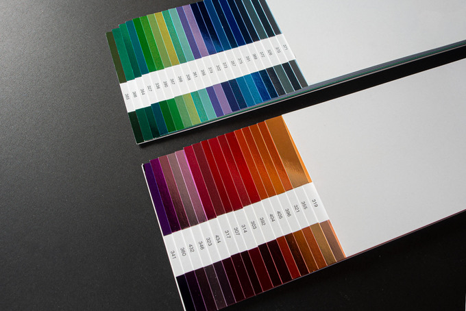 Übersicht Heißfolienfarben als Fächer