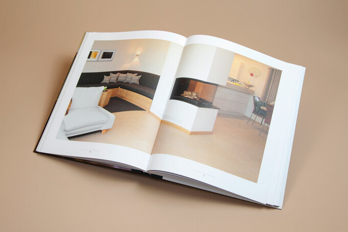 Halbleineneinband als Hardcover Beispiel