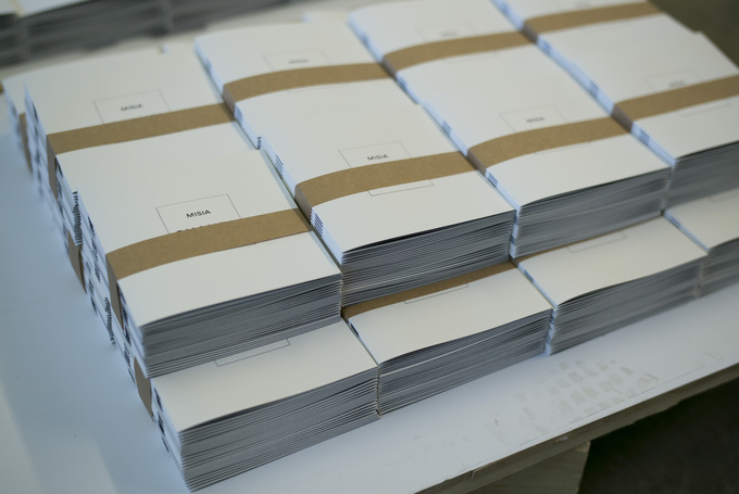 gebündelte Rückstichheftungen - fertig zum Versand