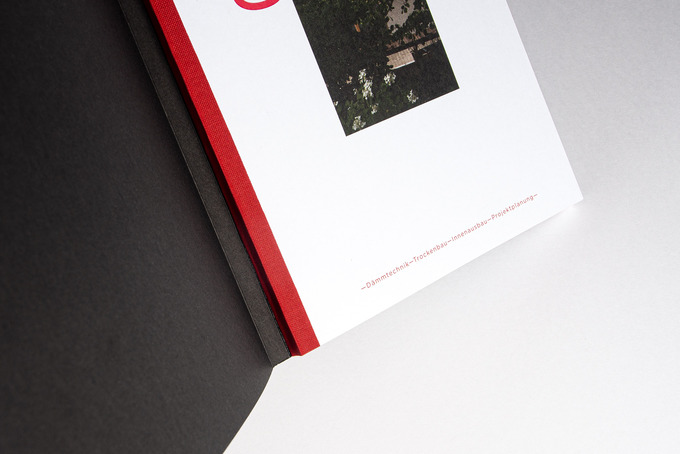 Schweizer Broschur mit Leinen