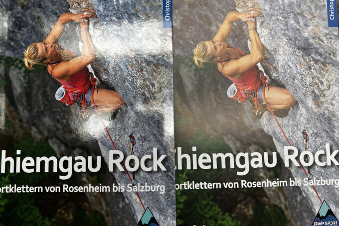 Druckbogen mit Cellophanierung im direkten Vergleich