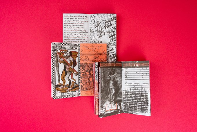 perfektes Blätterverhalten bei einer Broschüre