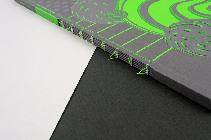 offene Fadenheftung Neon Fäden